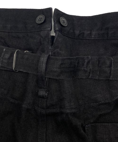 COMOLI（コモリ）COMOLI (コモリ) ブラックデニムオーバーパンツ ブラック サイズ:SIZE 3の古着・服飾アイテム