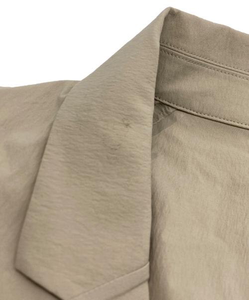 ARC'TERYX VEILANCE（アークテリクス ヴェイランス）ARC'TERYX VEILANCE (アークテリクス ヴェイランス) Spere LT Blazer ベージュ サイズ:SIZE Mの古着・服飾アイテム