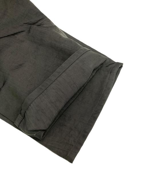 OUAT（オーユーエーティー）OUAT (オーユーエーティー) BLACK ASTRO TROUSERS グレー サイズ:SIZE 3の古着・服飾アイテム