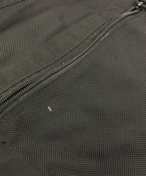 BRIEFING（ブリーフィング）BRIEFING (ブリーフィング) コンダクダー  ショルダーバッグ ブラック サイズ:実寸サイズをご参照下さい。の古着・服飾アイテム