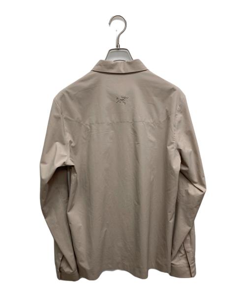 ARC'TERYX（アークテリクス）ARC'TERYX (アークテリクス) SKYLINE LS SHIRT ベージュ サイズ:SIZE Mの古着・服飾アイテム