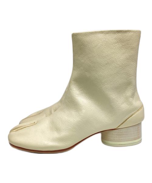 Maison Margiela（メゾンマルジェラ）Maison Margiela (メゾンマルジェラ) TABI/足袋ブーツ アイボリー サイズ:SIZE 37の古着・服飾アイテム