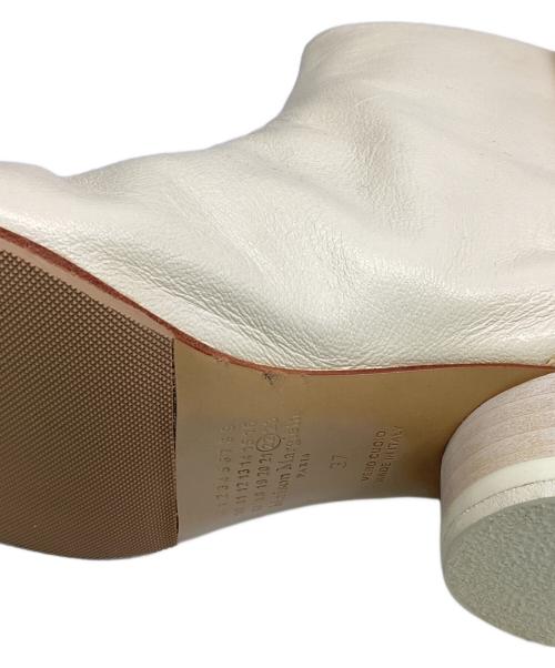 Maison Margiela（メゾンマルジェラ）Maison Margiela (メゾンマルジェラ) TABI/足袋ブーツ アイボリー サイズ:SIZE 37の古着・服飾アイテム