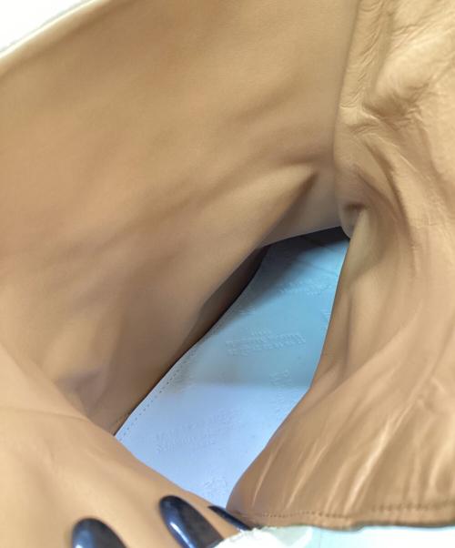 Maison Margiela（メゾンマルジェラ）Maison Margiela (メゾンマルジェラ) TABI/足袋ブーツ アイボリー サイズ:SIZE 37の古着・服飾アイテム