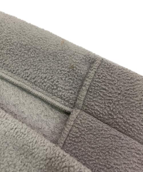 UNDERCOVER（アンダーカバー）UNDERCOVER (アンダーカバー) ポーラフリースパッチプリントモッズコート グレー サイズ:SIZE 1の古着・服飾アイテム