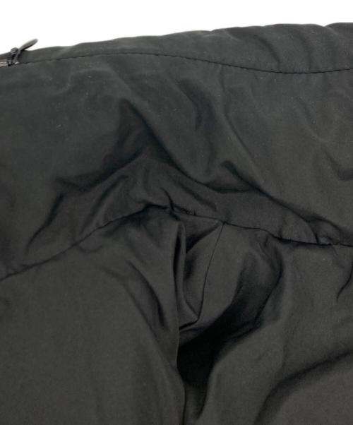 LACOSTE（ラコステ）LACOSTE (ラコステ) バックステッチダウンジャケット ブラック サイズ:SIZE 38の古着・服飾アイテム