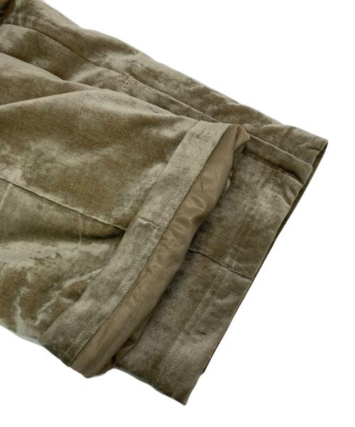 TOGA VIRILIS（トーガ ビリリース）TOGA VIRILIS (トーガ ビリリース) VELVET TRACK PANTS カーキ サイズ:SIZE 46の古着・服飾アイテム