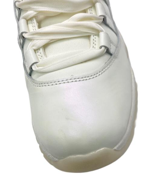 NIKE（ナイキ）NIKE (ナイキ) Wmns Air Jordan 11 Retro  Pearl ホワイト サイズ:SIZE　US7.5の古着・服飾アイテム