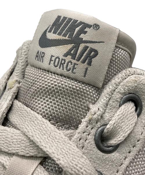 NIKE（ナイキ）NIKE (ナイキ) スニーカー グレー サイズ:SIZE　US8.5の古着・服飾アイテム