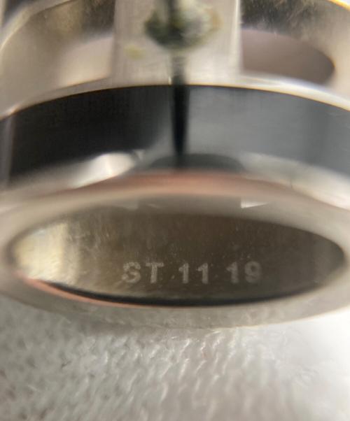 HERMES（エルメス）HERMES (エルメス) Mini Pop H ミニポップアッシュピアス ブラック(ノアール)の古着・服飾アイテム