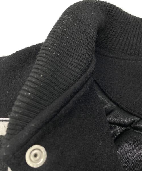 BlackEyePatch（ブラックアイパッチ）BlackEyePatch (ブラックアイパッチ) OG BOY VARSITY JACKET/スタジャン ホワイト×ブラック サイズ:SIZE Mの古着・服飾アイテム