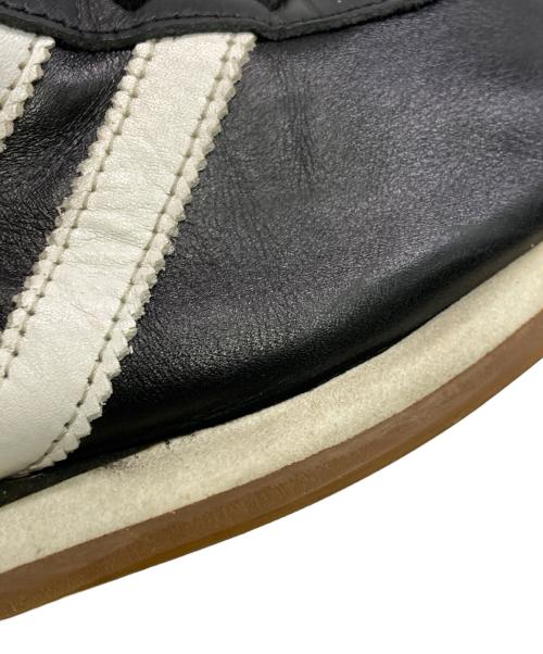 adidas（アディダス）adidas (アディダス) スニーカー ブラック サイズ:SIZE　US8.5の古着・服飾アイテム