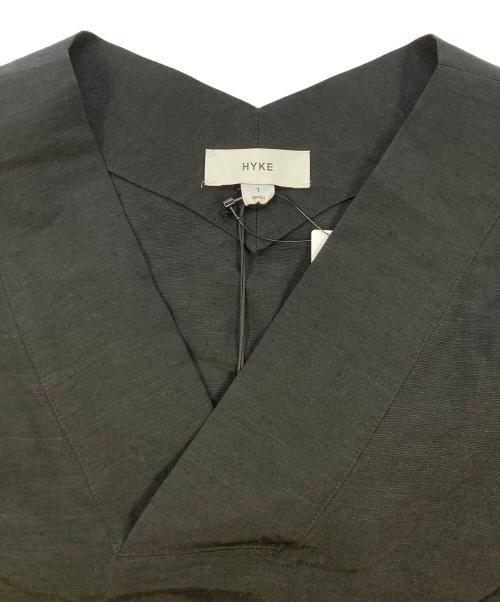 HYKE（ハイク）HYKE (ハイク) Vネックリネン混ワンピース ブラック サイズ:SIZE Freeの古着・服飾アイテム