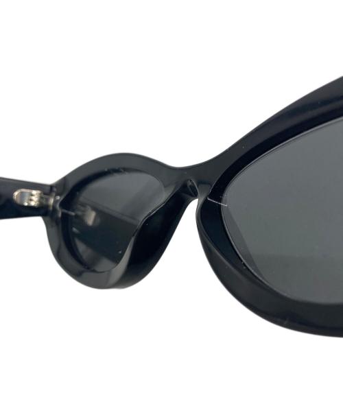 PRADA（プラダ）PRADA (プラダ) グレーレンズ プラダ シンボル サングラス ブラック サイズ:55□16の古着・服飾アイテム