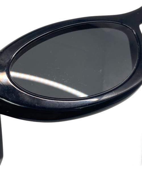 PRADA（プラダ）PRADA (プラダ) グレーレンズ プラダ シンボル サングラス ブラック サイズ:55□16の古着・服飾アイテム