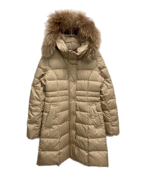 BLUE LABEL CRESTBRIDGE（ブルーレーベルクレストブリッジ）BLUE LABEL CRESTBRIDGE (ブルーレーベルクレストブリッジ) ダウンコート ベージュ サイズ:SIZE38の古着・服飾アイテム