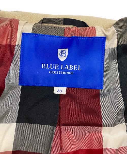 BLUE LABEL CRESTBRIDGE（ブルーレーベルクレストブリッジ）BLUE LABEL CRESTBRIDGE (ブルーレーベルクレストブリッジ) ダウンコート ベージュ サイズ:SIZE38の古着・服飾アイテム