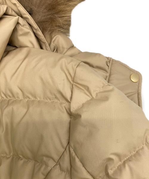 BLUE LABEL CRESTBRIDGE（ブルーレーベルクレストブリッジ）BLUE LABEL CRESTBRIDGE (ブルーレーベルクレストブリッジ) ダウンコート ベージュ サイズ:SIZE38の古着・服飾アイテム