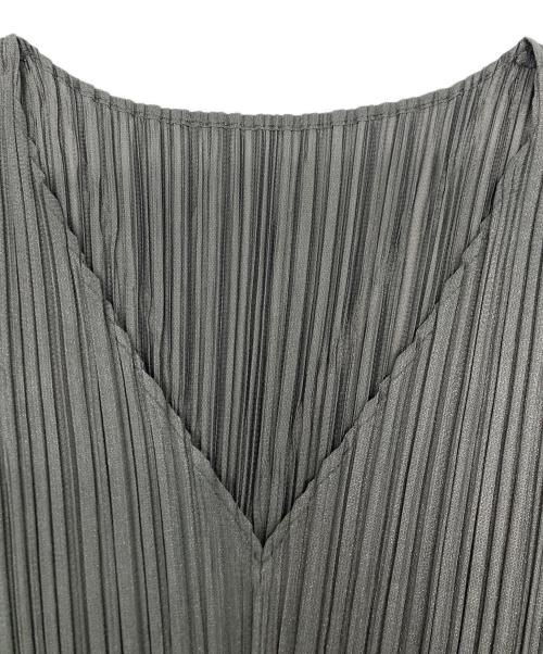 PLEATS PLEASE（プリーツプリーズ）PLEATS PLEASE (プリーツプリーズ) プリーツカットソー グレー サイズ:SIZE3の古着・服飾アイテム