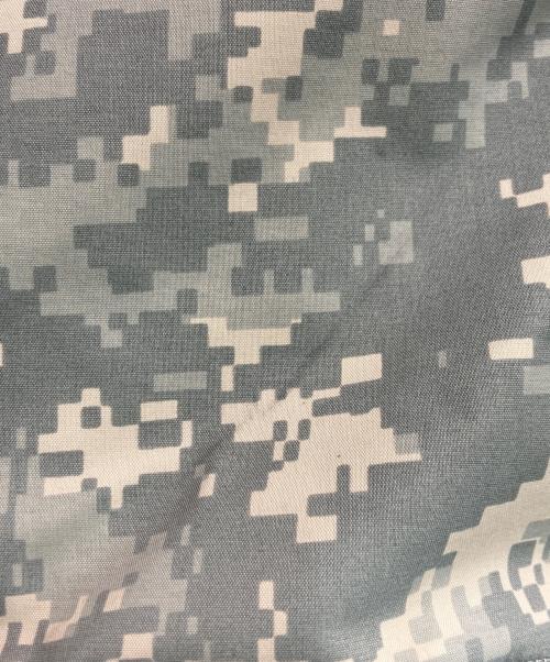 US ARMY（ユーエスアーミー）US ARMY (ユーエスアーミー) ECWCS UNIVERSAL CAMO GORE-TEX®PARKA カーキ サイズ:SIZE SMALL-REGULERの古着・服飾アイテム