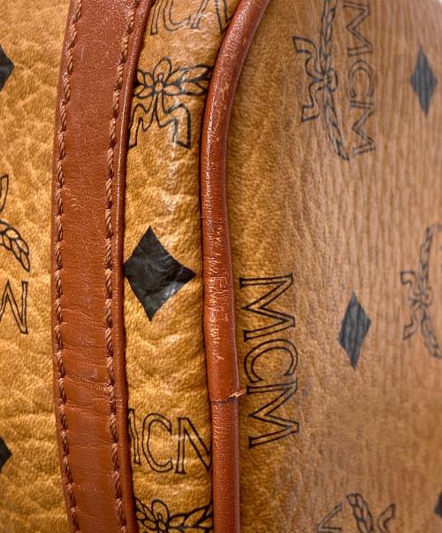 MCM（エムシーエム）MCM (エムシーエム) 2WAYミニボストンショルダーバッグ ベージュの古着・服飾アイテム