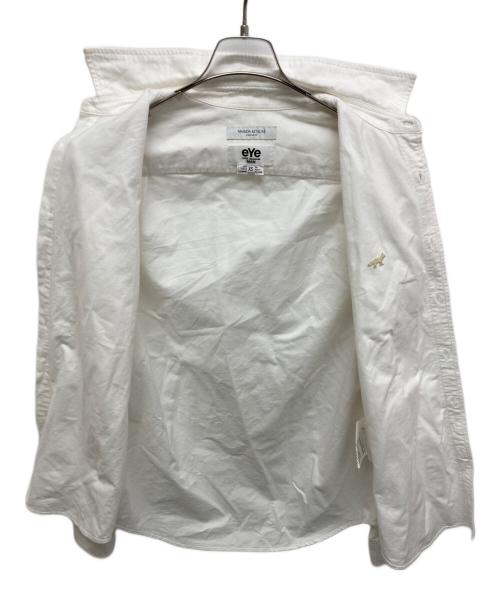 eYe COMME des GARCONS JUNYAWATANABE MAN（アイ コム デ ギャルソン ジュンヤ ワタナベ マン）eYe COMME des GARCONS JUNYAWATANABE MAN (アイ コム デ ギャルソン ジュンヤ ワタナベ マン) maison kitsune (メゾンキツネ) 長袖シャツ ホワイト サイズ:SIZE XSの古着・服飾アイテム