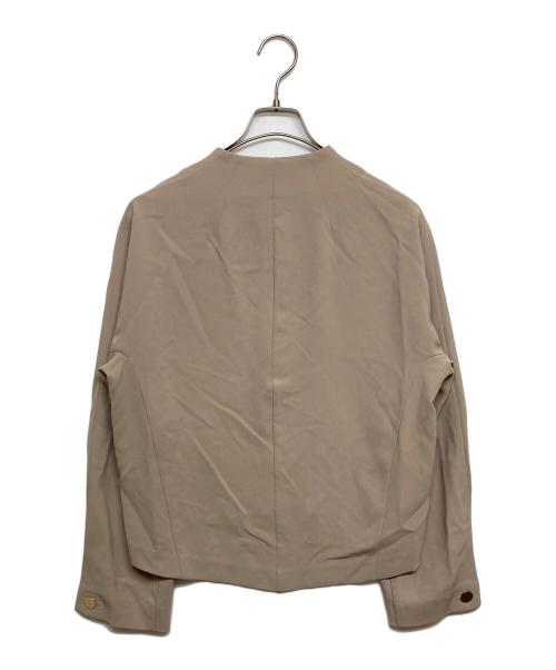 BEIGE（ベイジ）BEIGE (ベイジ) RUE / スリットネックフォルムブラウス ベージュ サイズ:SIZE2の古着・服飾アイテム