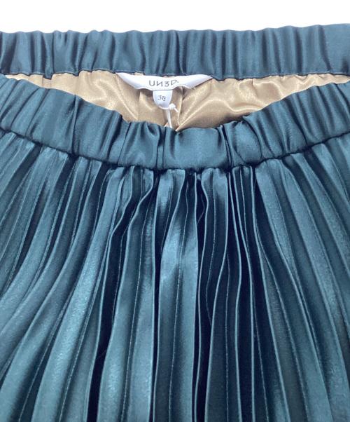 UN3D.（アンスリード）UN3D. (アンスリード) オリガミプリーツレイヤードスカート ベージュ×グリーン サイズ:SIZE 38 未使用品の古着・服飾アイテム