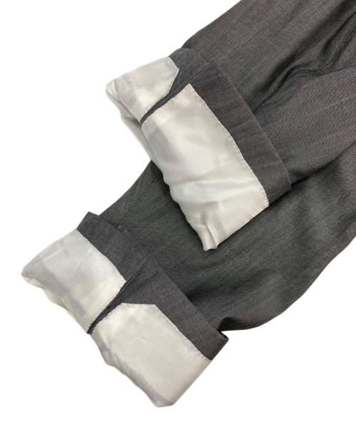 TOMORROW LAND（トゥモローランド）TOMORROW LAND (トゥモローランド) GUABELLO SUPER 130'S & SILK セットアップ グレー サイズ:50の古着・服飾アイテム