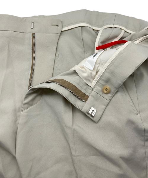 OAMC（オーエーエムシー）OAMC (オーエーエムシー) COMBINE TROUSERS ベージュ サイズ:SIZE30の古着・服飾アイテム