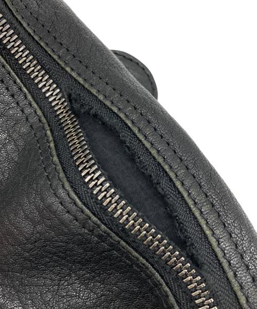 Y's（ワイズ）Y's (ワイズ) MANDARINA (マンダリナ) Lamb leather gimmick shoulder bag ブラックの古着・服飾アイテム