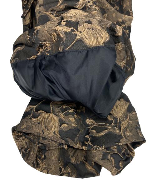 acka（エーシーケーエー）acka (エーシーケーエー) jacquard volume dress ベージュ×ブラック サイズ:SIZE 1の古着・服飾アイテム