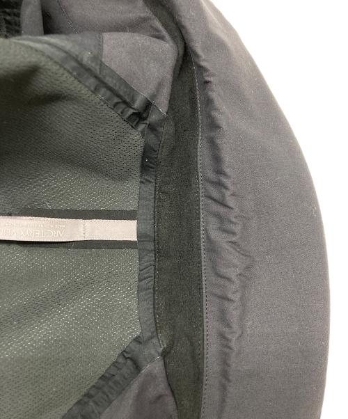 ARC'TERYX VEILANCE（アークテリクスヴェイランス）ARC'TERYX VEILANCE (アークテリクスヴェイランス) テーラードジャケット ネイビー サイズ:SIZE XSの古着・服飾アイテム