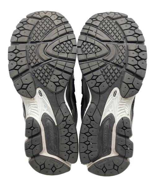 NEW BALANCE（ニューバランス）NEW BALANCE (ニューバランス) ローカットスニーカー シルバー×ブラック サイズ:SIZE26.5cmの古着・服飾アイテム