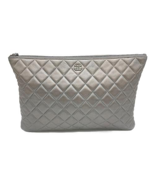 CHANEL（シャネル）CHANEL (シャネル) シルバー ラムスキン クラッチバッグ シルバーの古着・服飾アイテム