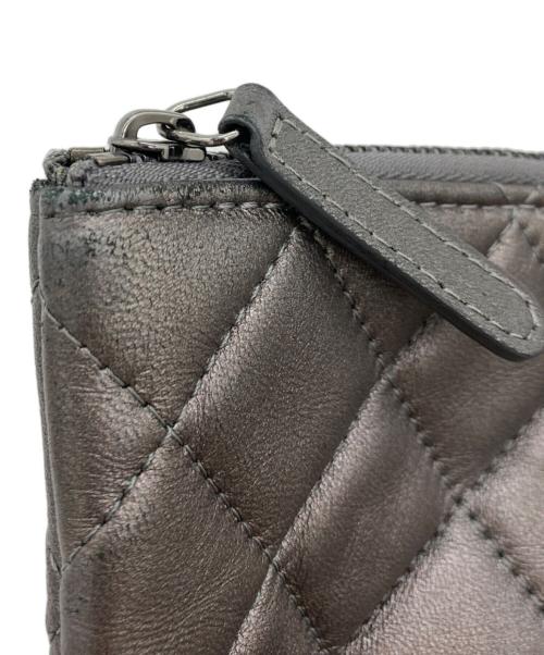 CHANEL（シャネル）CHANEL (シャネル) シルバー ラムスキン クラッチバッグ シルバーの古着・服飾アイテム