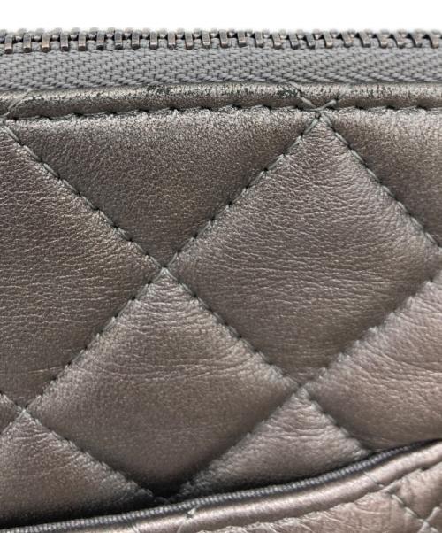 CHANEL（シャネル）CHANEL (シャネル) シルバー ラムスキン クラッチバッグ シルバーの古着・服飾アイテム