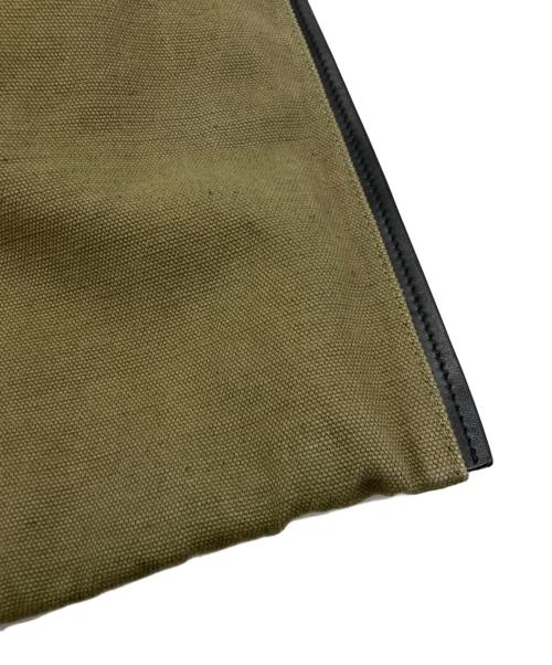 JIL SANDER（ジルサンダー）JIL SANDER (ジルサンダー) BELT HOBO キャンバス ショルダーバッグ ブラック×カーキの古着・服飾アイテム