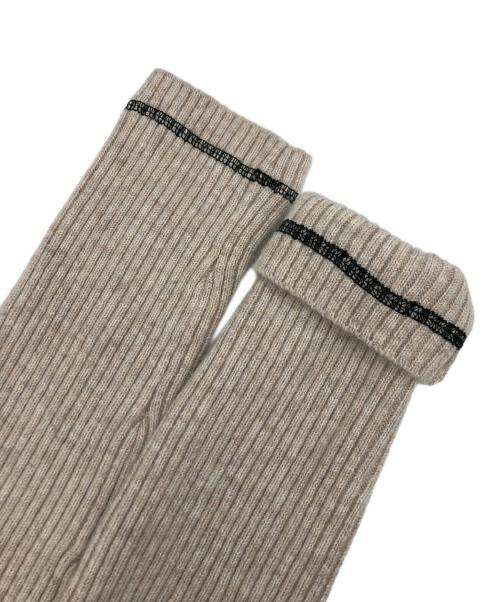 ANDMARY（アンドマリー）ANDMARY (アンドマリー) Anita button knit tops ベージュ サイズ:Freeの古着・服飾アイテム