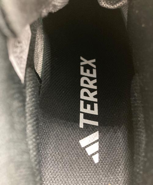 adidas（アディダス）adidas (アディダス) Terrex Skychaser Mid GORE-TEX ハイキングスニーカー ブラック サイズ:US81/2 未使用品の古着・服飾アイテム
