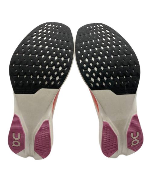 on（オン）on (オン) Cloudboom Strike LS ホワイト×パープル サイズ:US W9/M7.5の古着・服飾アイテム