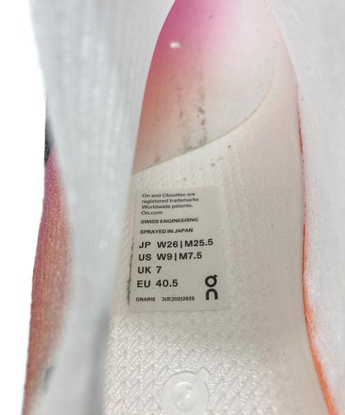 on（オン）on (オン) Cloudboom Strike LS ホワイト×パープル サイズ:US W9/M7.5の古着・服飾アイテム