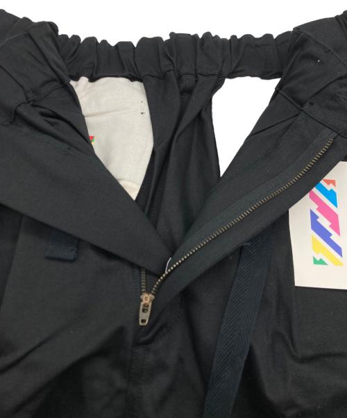 is-ness（イズネス）is-ness (イズネス) BALLOON EZ PANTS/バルーンイージーパンツ ブラック サイズ:SIZE M 未使用品の古着・服飾アイテム