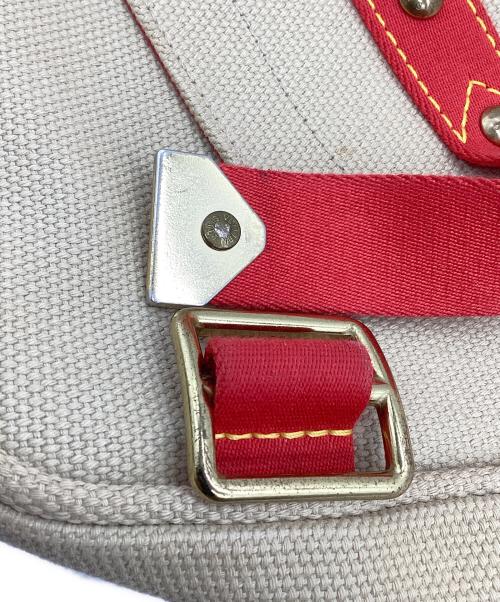 LOUIS VUITTON（ルイ ヴィトン）LOUIS VUITTON (ルイ ヴィトン) ショルダーバッグ ベージュの古着・服飾アイテム