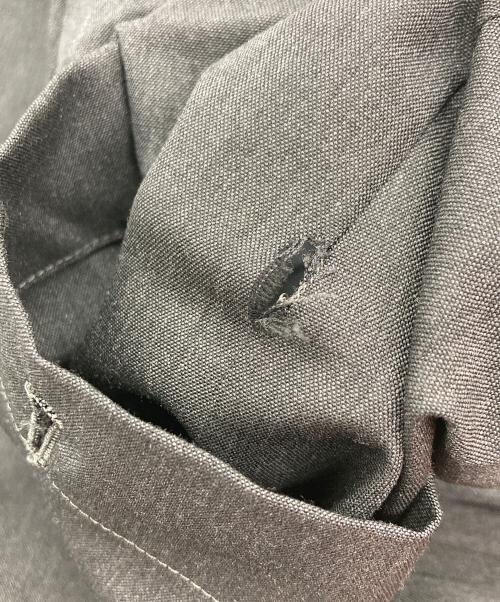 AURALEE（オーラリー）AURALEE (オーラリー) WOOL SILK TROPICAL SLACKS グレー サイズ:SIZE5の古着・服飾アイテム