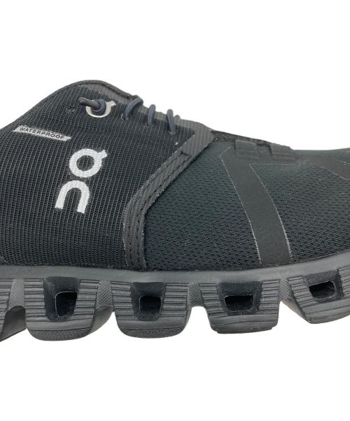 on（オン）on (オン) Cloud 5 Waterproof WMNS/クラウド5ウォータープルーフ スニーカー ブラック サイズ:SIZ24cmの古着・服飾アイテム