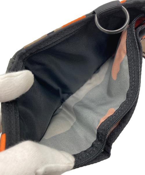 PORTER（ポーター）PORTER (ポーター) PS CAMO WALLET オレンジの古着・服飾アイテム