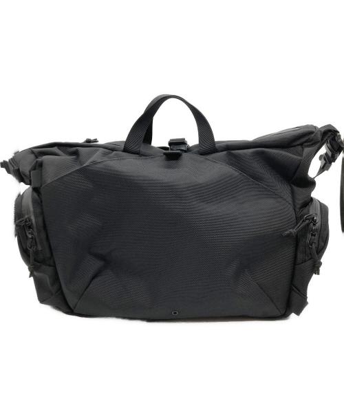 TERG by Helinox（ターグ バイ ヘリノックス）TERG by Helinox (ターグ バイ ヘリノックス) HOBO BAG SMALL ブラック サイズ:実寸サイズをご参照下さい。の古着・服飾アイテム