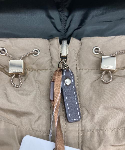 MaxMara（マックスマーラ）MaxMara (マックスマーラ) 2way リバーシブル フーデッド ダウンコート カーキ サイズ:SIZE42 未使用品の古着・服飾アイテム