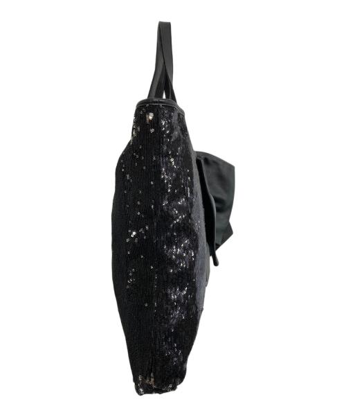 RED VALENTINO（レッドヴァレンティノ）RED VALENTINO (レッドヴァレンティノ) スパンコールリボントートバッグ ブラック サイズ:実寸サイズをご参照下さい。の古着・服飾アイテム
